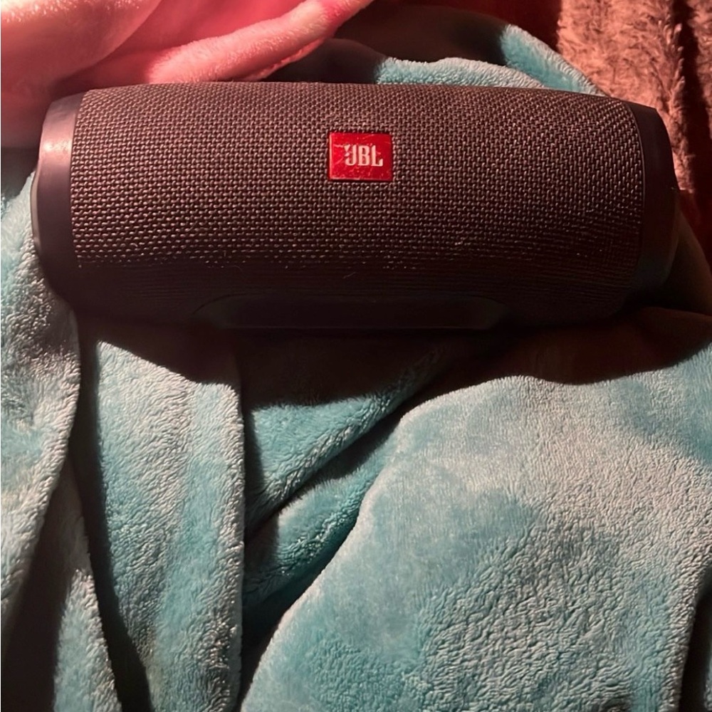 JBL Charcoal Bluetooth Speaker